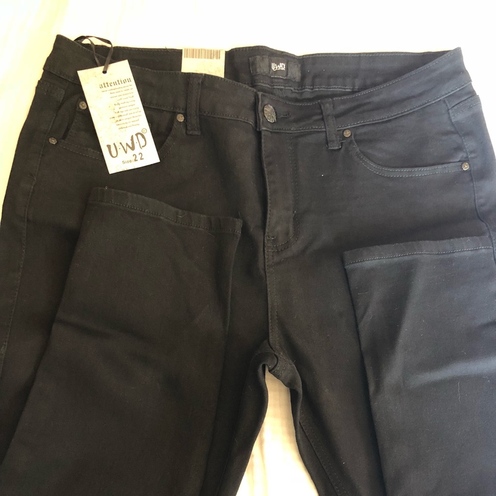 NWT Black jeans